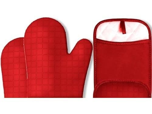 Oven Mitt and Pot Holder Set, Four Pieces